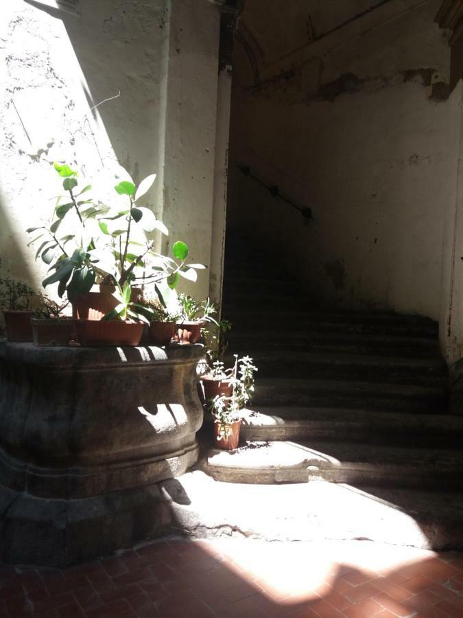 Ferienwohnung Il Teatro Di Nerone Neapel Exterior foto